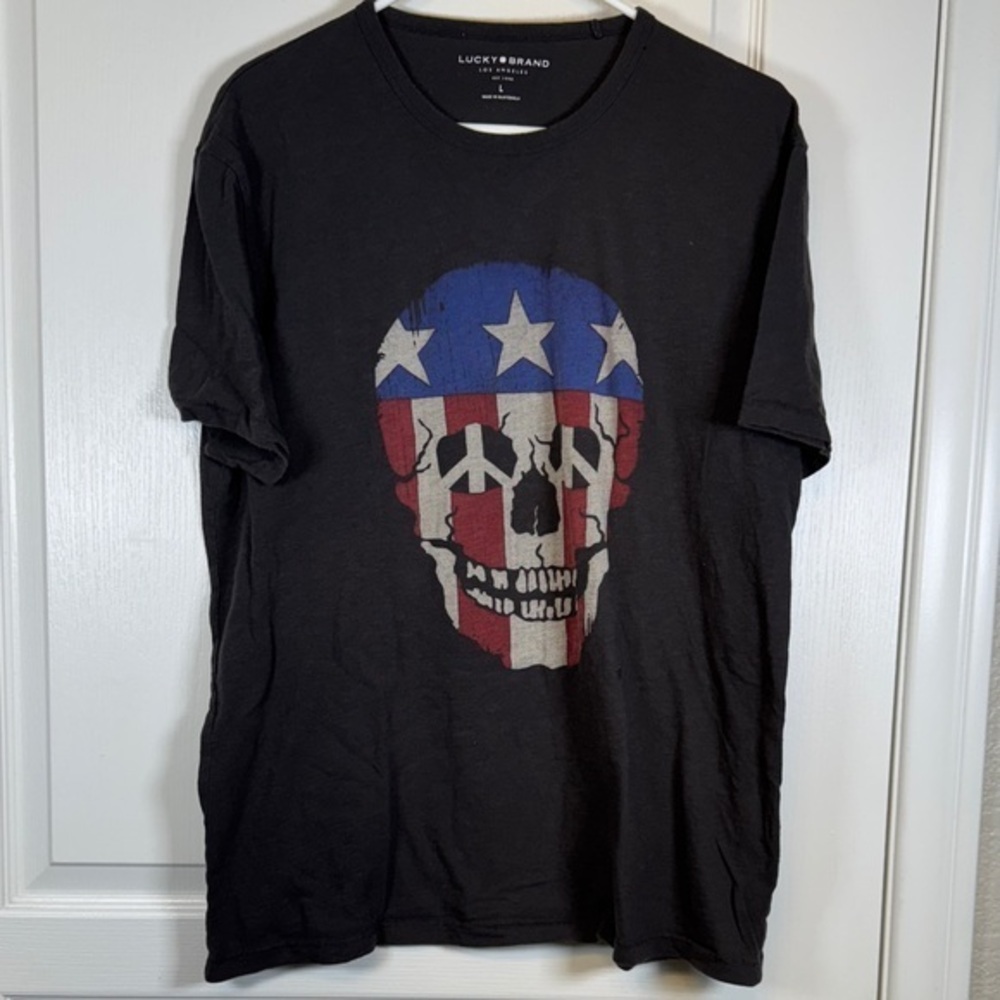 Lucky Brand Patriotic Skull Peace Gray Graphic Shirt Size Large #2583